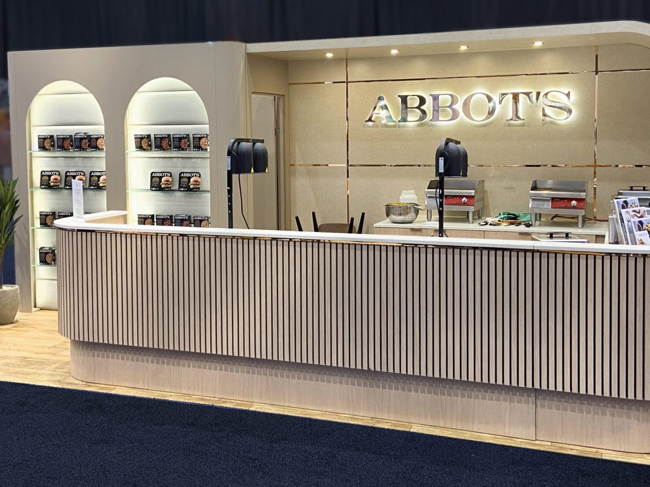 Abbott's Custom Exhibit